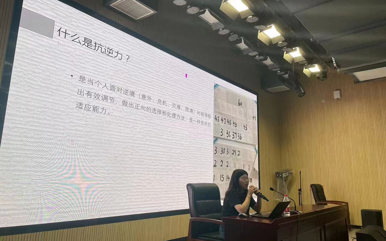 梅河口董玉娣中学